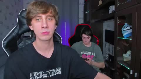 LOUIS online show from February 20, 7:19 pm