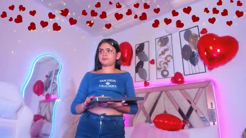 Estrella  online show from February 14, 7:38 pm