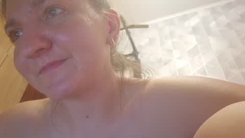estrellawalters online show from June 12, 9:30 am