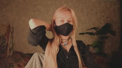 Sophia online show from May 5, 9:31 pm