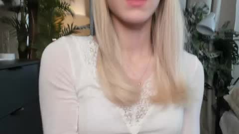 Natalie online show from May 2, 5:57 am