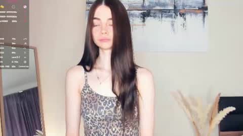 Mary online show from July 14, 7:46 am