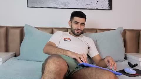 Ethan online show from June 10, 7:24 pm