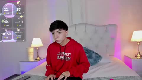 ethan and ava online show from March 12, 1:40 pm