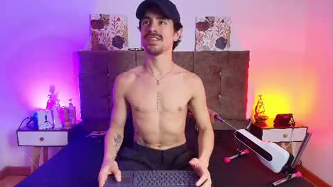 ethan  online show from July 20, 3:42 am
