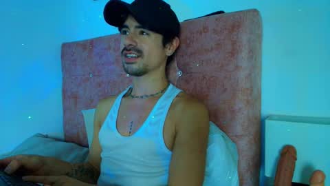 ethan  online show from January 9, 3:45 am