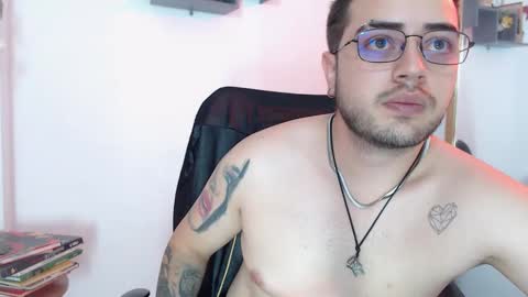 ethan_greacee online show from March 17, 12:10 pm