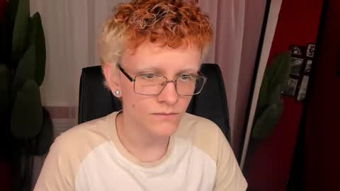 Ethan online show from November 30, 10:44 am