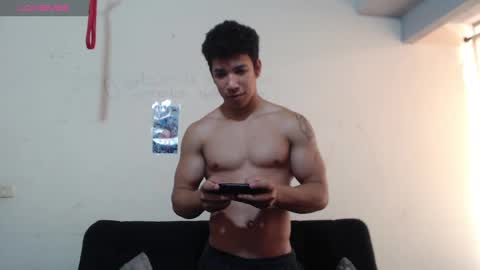 Snapshot of ethan_noir chatting on October 11, 3:26 pm Ethan Noir online show from October 11, 3:26 pm
