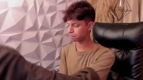Ethan online show from July 28, 6:20 pm