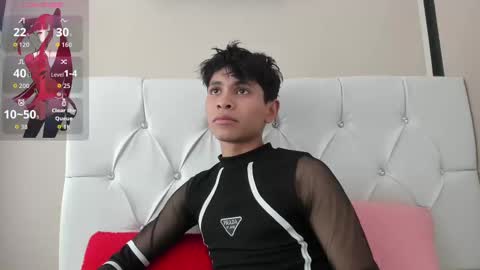 Snapshot of ethan_westt chatting on September 25, 8:49 pm Ethan online show from September 25, 8:49 pm