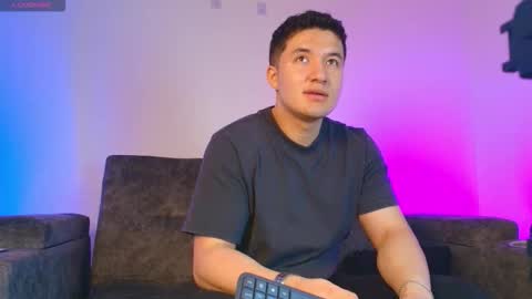 ethanconnor_ online show from March 17, 12:10 pm