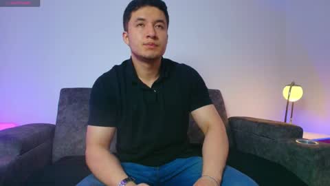 ethanconnor_ online show from April 28, 12:20 pm