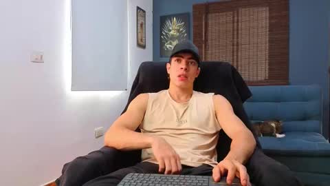 ethangreey1 online show from April 30, 3:50 pm