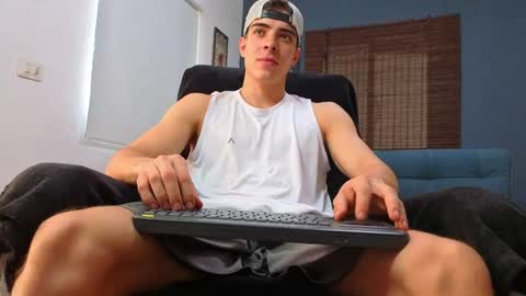 ethangreey1 online show from July 10, 4:01 pm