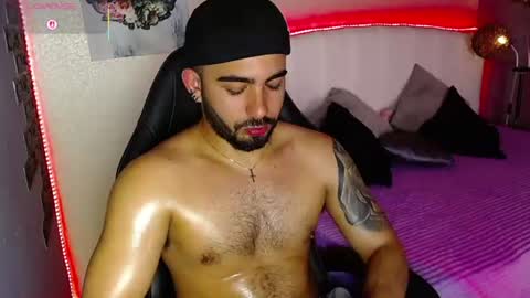 Ethan online show from July 21, 7:27 pm