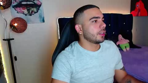 Ethan online show from April 28, 7:07 pm