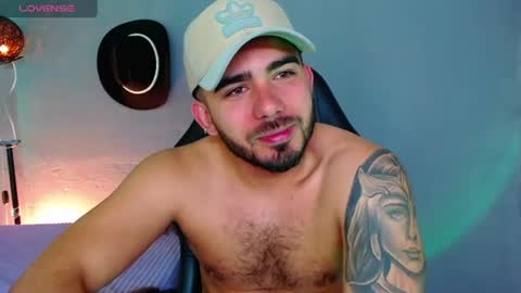 Ethan online show from July 29, 11:27 pm
