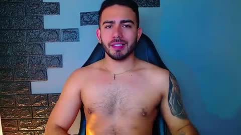 Ethan online show from July 4, 8:01 pm