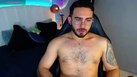 Ethan online show from August 6, 9:46 pm
