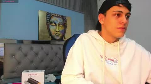 ethanx18 online show from June 17, 3:44 am