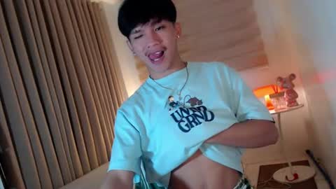 Rey online show from July 25, 2:04 pm
