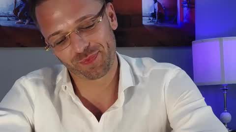 euginehot online show from December 23, 7:52 pm