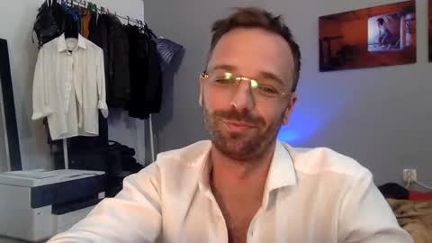 euginehot online show from March 5, 11:28 am