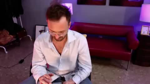 euginehot online show from March 10, 7:00 am