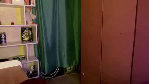 Kate online show from February 28, 1:59 pm