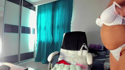 Eva online show from May 18, 10:43 am