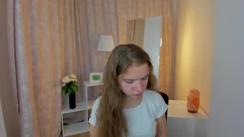 Snapshot of eva_bake chatting on October 4, 1:03 am Eva online show from October 4, 1:03 am