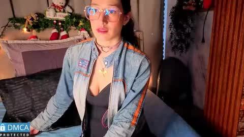 eva delight online show from December 16, 11:27 am