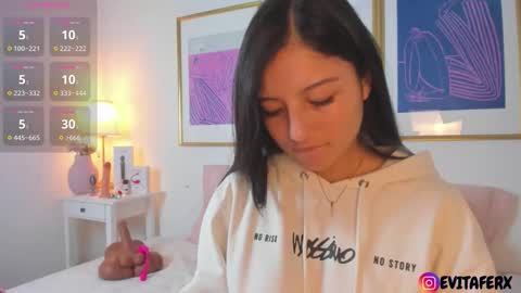 Snapshot of eva_depp chatting on October 1, 11:09 am Evaa Depp online show from October 1, 11:09 am