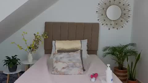eva_fox43 online show from July 11, 11:52 pm