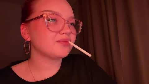 eva_kittenn online show from May 28, 9:57 pm