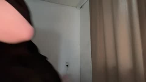 eva_kittenn online show from April 26, 3:42 pm