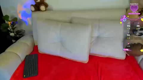 Snapshot of eva_lee18 chatting on September 20, 11:19 pm Eva   online show from September 20, 11:19 pm