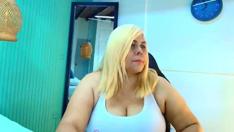 eva_love49 online show from March 7, 9:15 pm