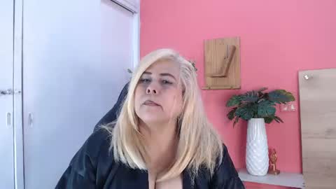 eva_love49 online show from July 14, 6:13 pm