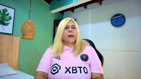 eva_love49 online show from March 16, 5:50 pm