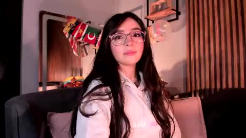 Angelinne online show from July 9, 3:32 am