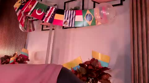 Angelinne online show from June 27, 5:57 am