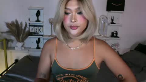 Queen Eva Mazikeen online show from July 30, 10:32 pm