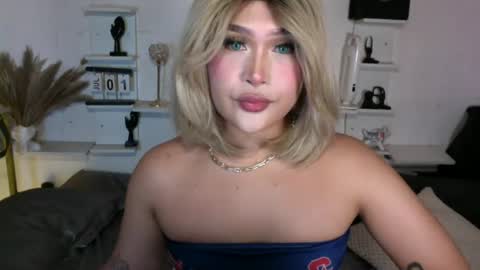 Queen Eva Mazikeen online show from July 1, 9:01 pm