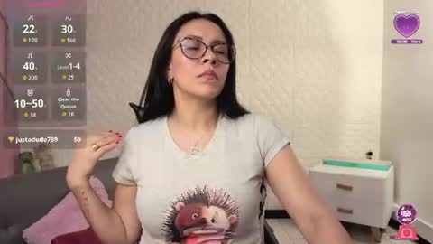 Eva  online show from July 27, 3:31 pm