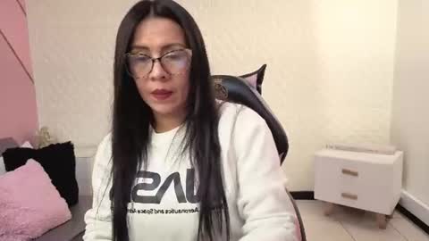 Eva  online show from June 26, 2:22 pm