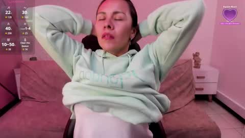 Eva  online show from February 3, 3:16 pm