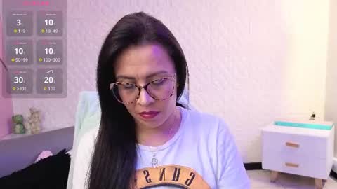Eva  online show from July 30, 3:34 pm