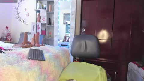 Eva Notty  online show from April 29, 8:13 pm